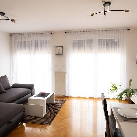 Apartman Martes Slavonski Brod Esterno foto